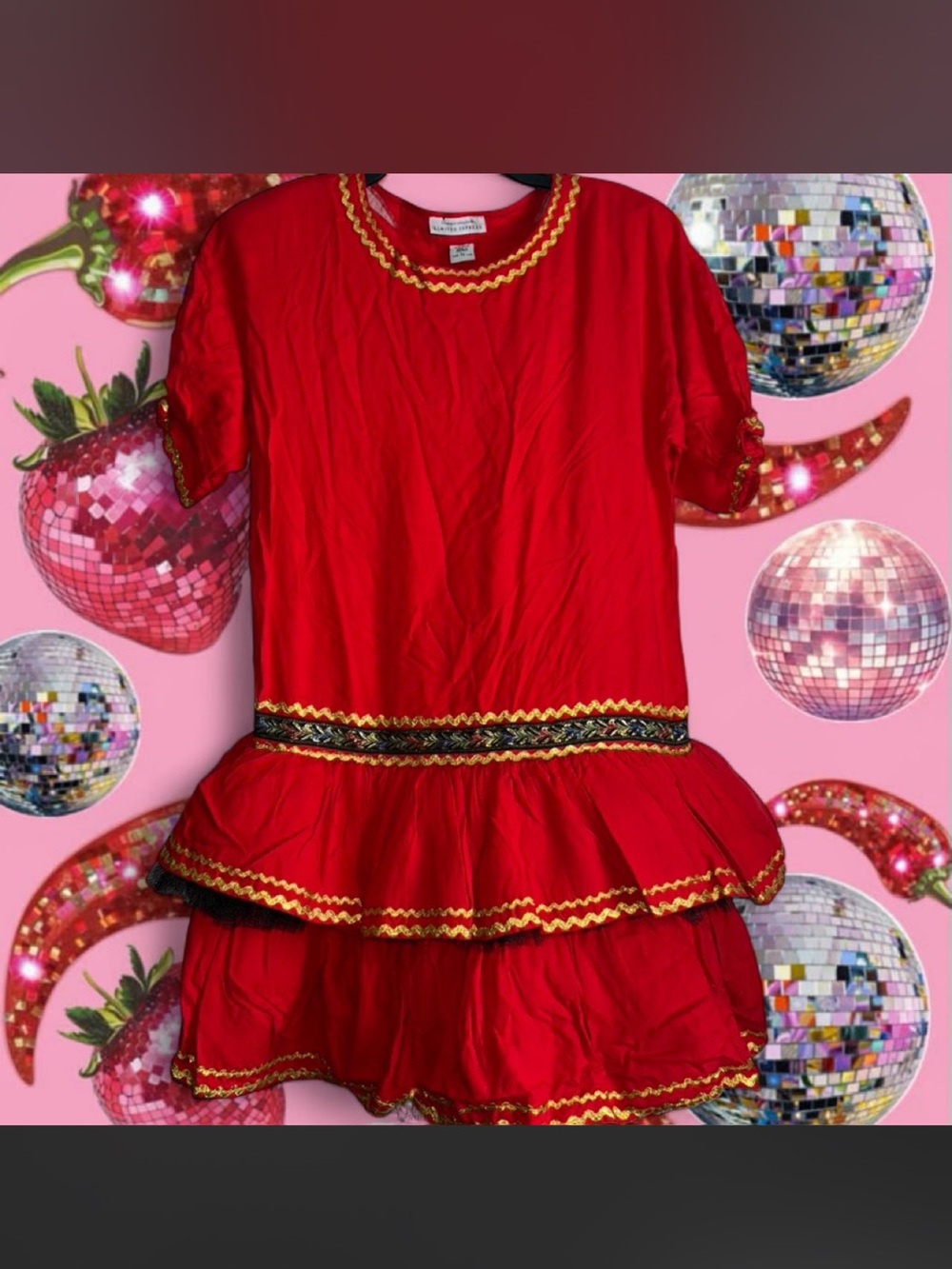 VINTAGE 80/90s Express “Compagnie Internationale” Red & gold Drop Waist dress